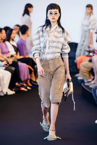 Look 22